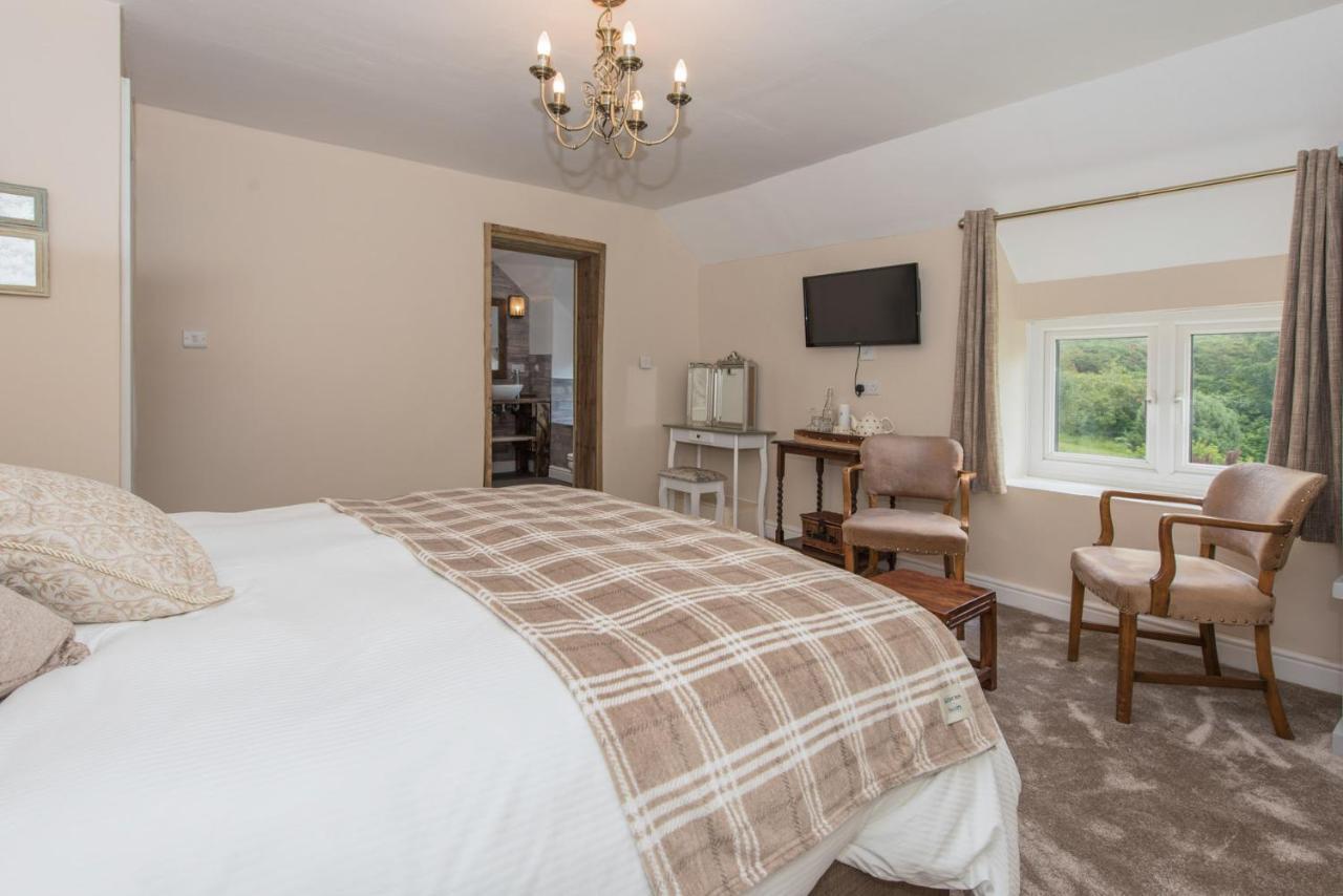 Tyn Llain B&B Llanfflewyn Exterior photo